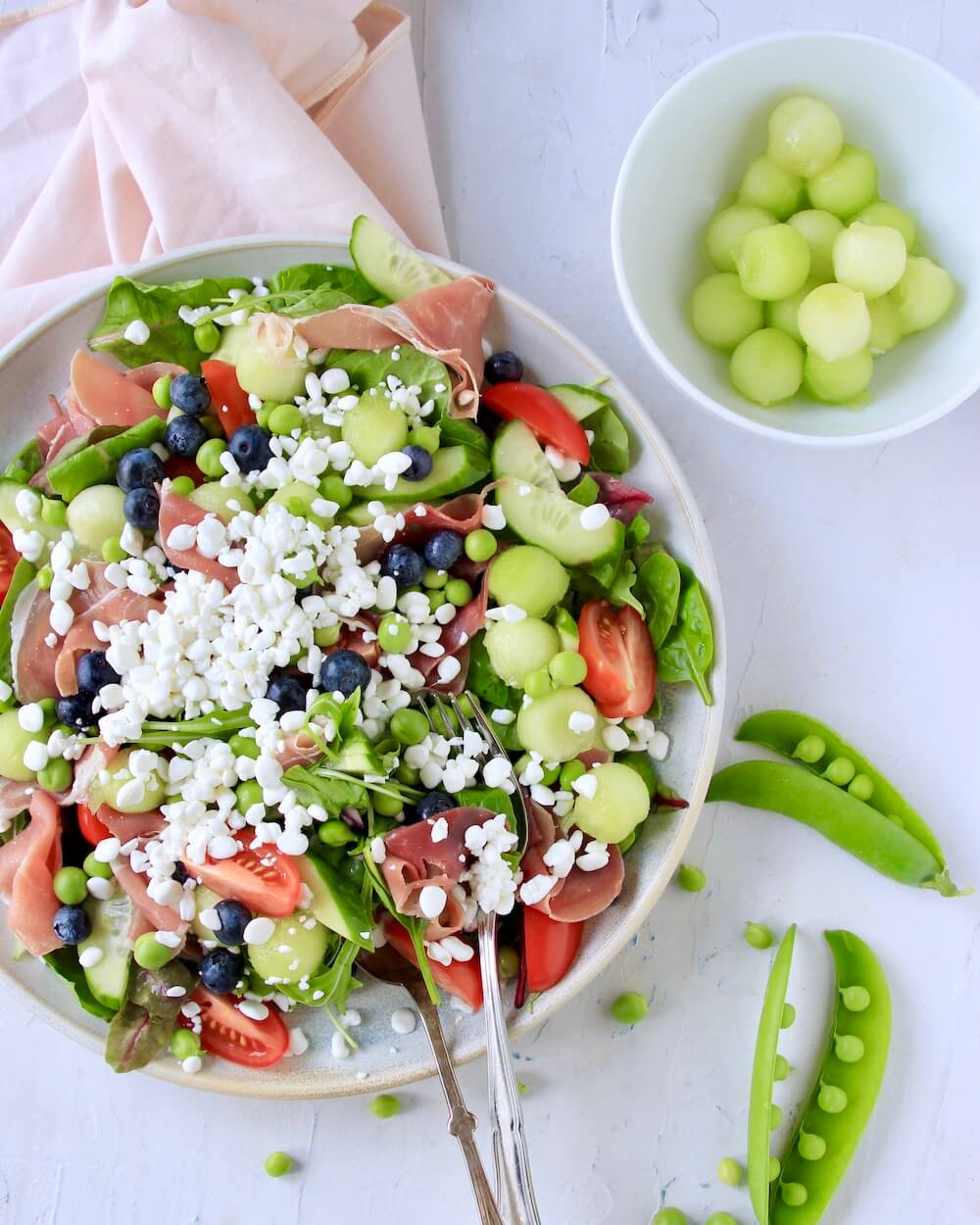 Rasende kort Antibiotika Salat med melon og skinke - Skøn sommersalat til grillmad